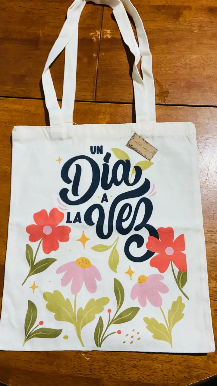 Bolso tote negro con diseño colorido - 2