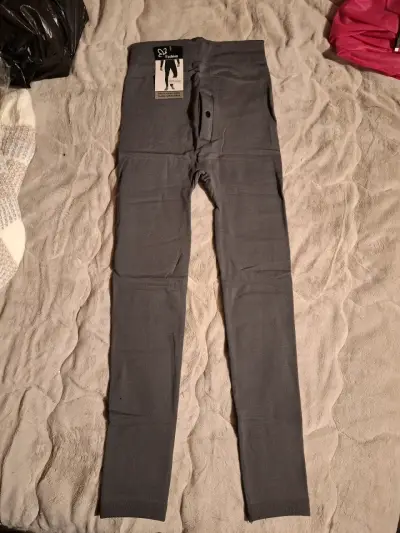 Calzas térmicas para hombre en negro y gris - miniatura 3