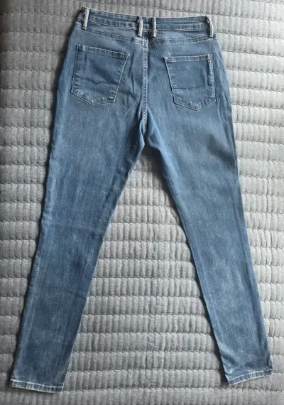 Jeans azul claro para mujer en buen estado - miniatura 3