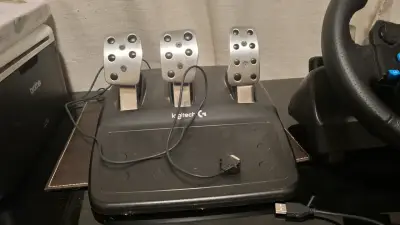 Volante Logitech G29 + Palanca de Cambios PS/PC - miniatura 4