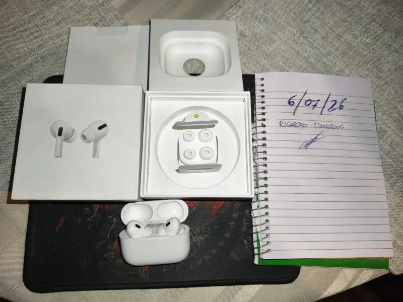 Auriculares inalámbricos Apple AirPods Pro