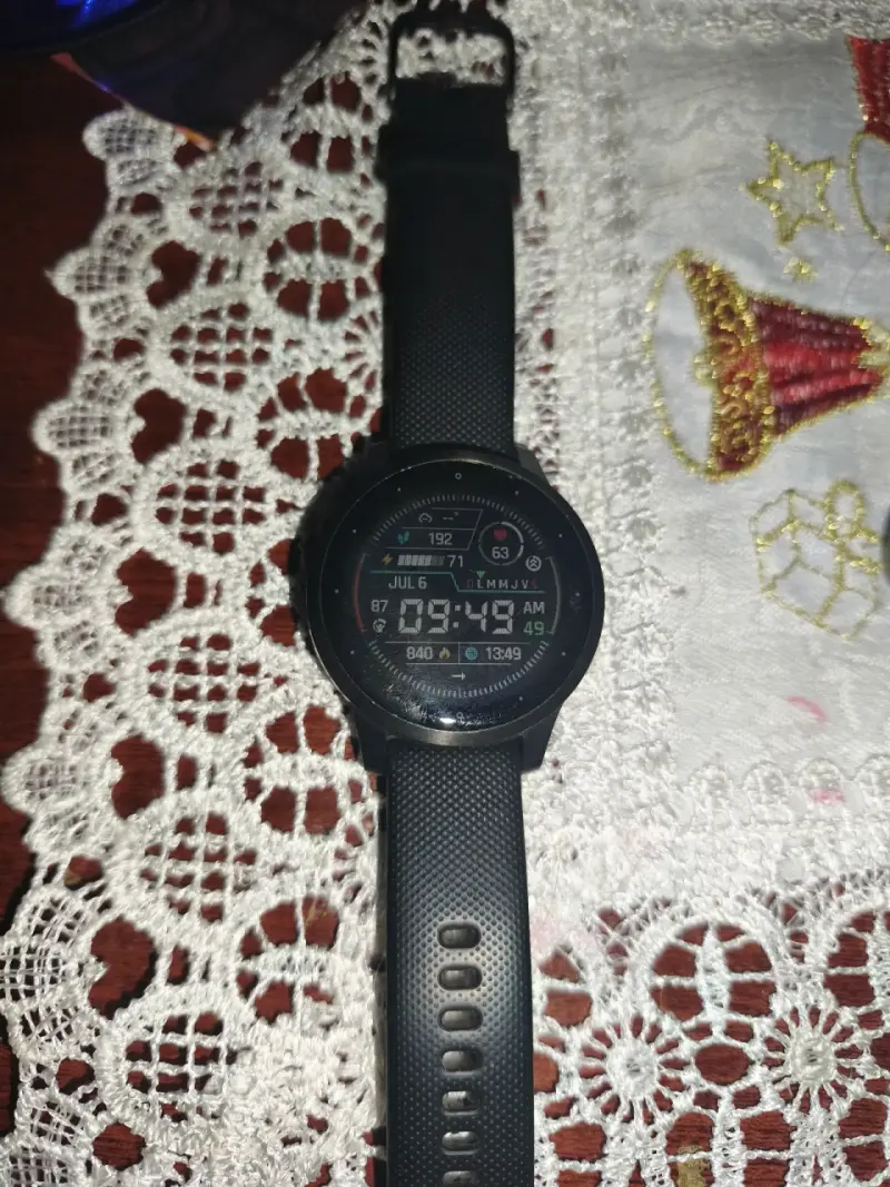 Reloj inteligente Garmin vivoactive4s - 1
