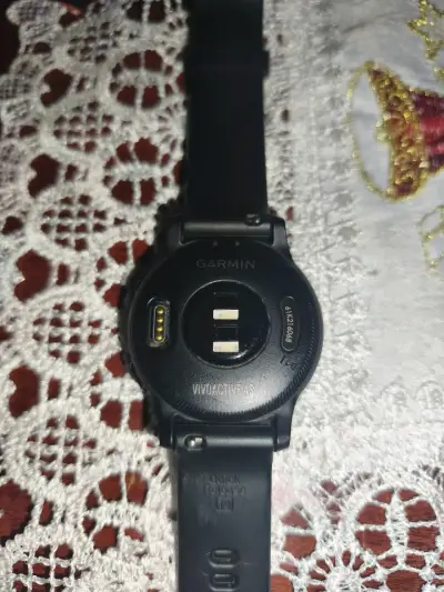 Reloj inteligente Garmin vivoactive4s - miniatura 2