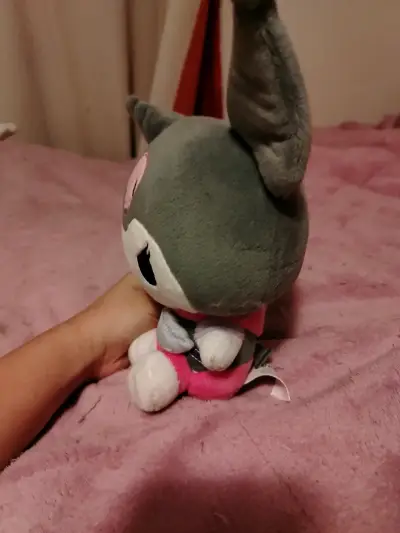 Peluche Kuromi Sanrio Hello kitty and friends OG - miniatura 2