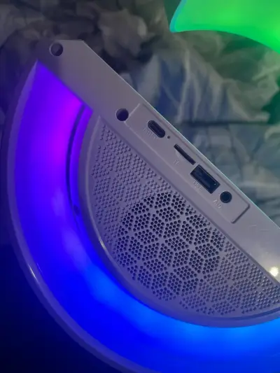 Reloj despertador LED con luz y Bluetooth - miniatura 3