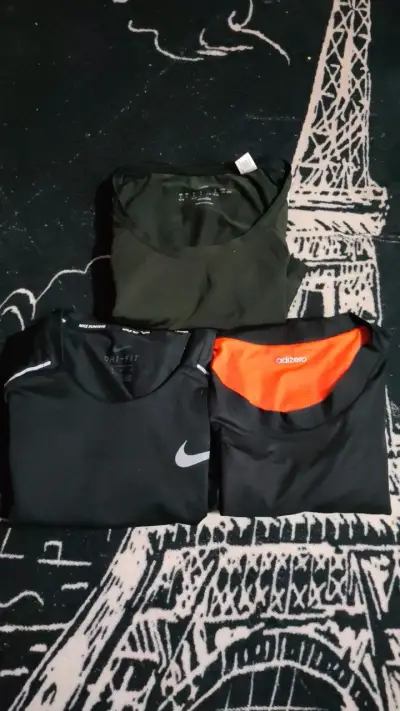 Pack de poleras deportivas Nike y Adidas - miniatura 1