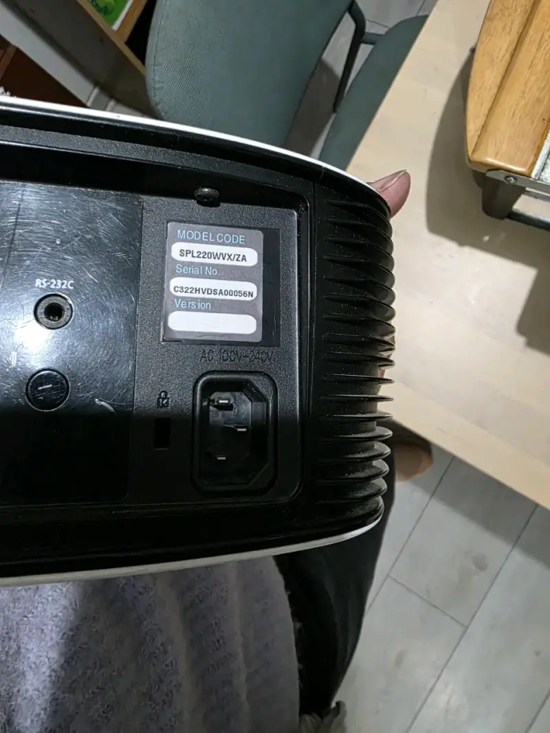 Proyector Samsung con múltiples entradas - 5