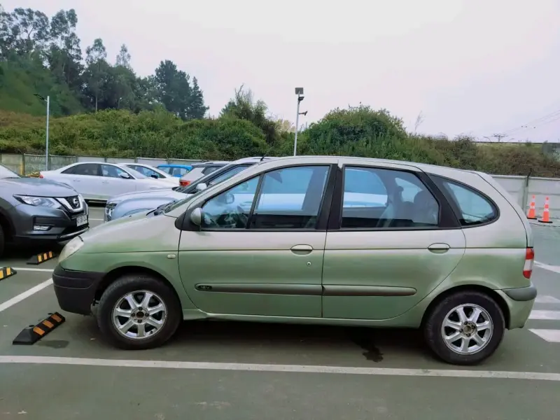 Renault Scenic 2004 - 6