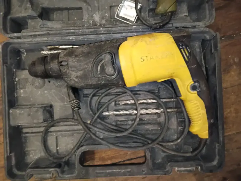 Taladro eléctrico BauKer con estuche - 2