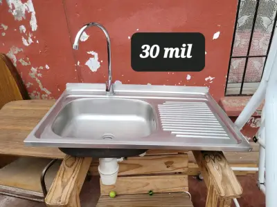 Lavaplatos de acero inoxidable con escurridor - miniatura 1