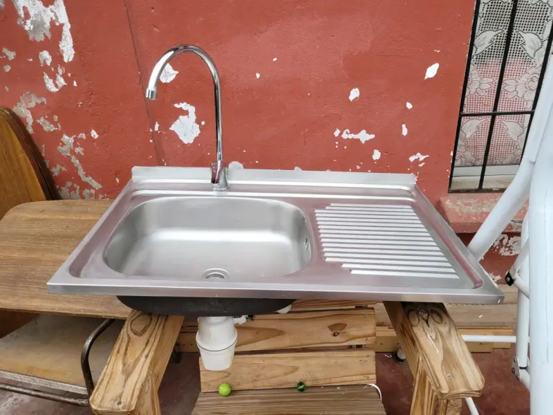 Lavaplatos de acero inoxidable con escurridor - 2