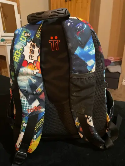 Mochila Totto estampada colorida - miniatura 2