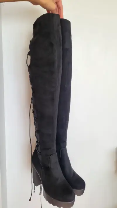 Botas negras de plataforma - miniatura 5