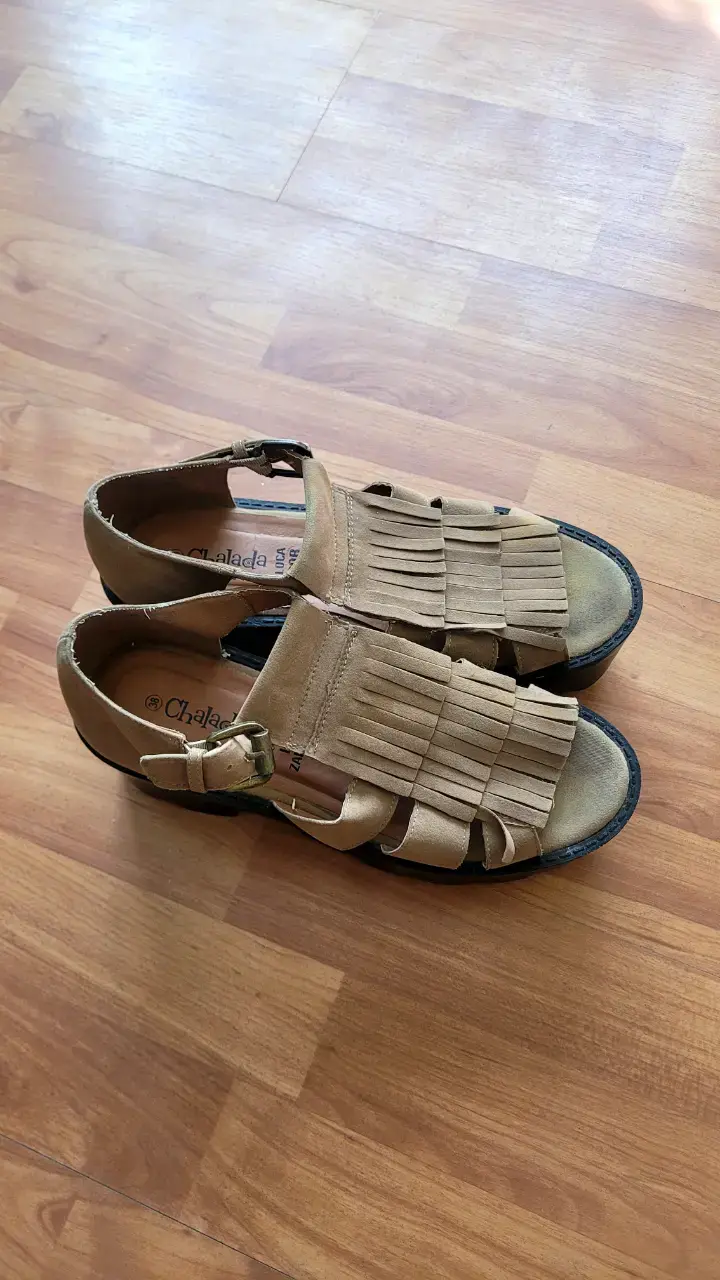Sandalias de gamuza con flecos - 2