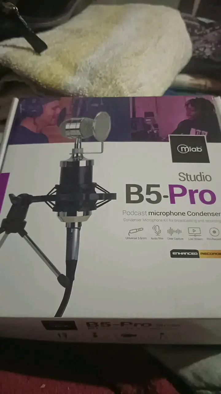 Micrófono de condensador Mlab B5-Pro para podcast - 1