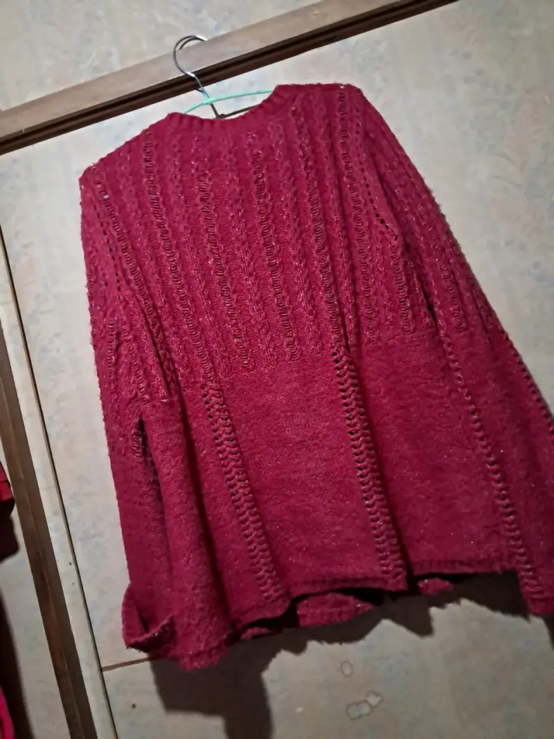 Cardigan rojo tejido para mujer - 2