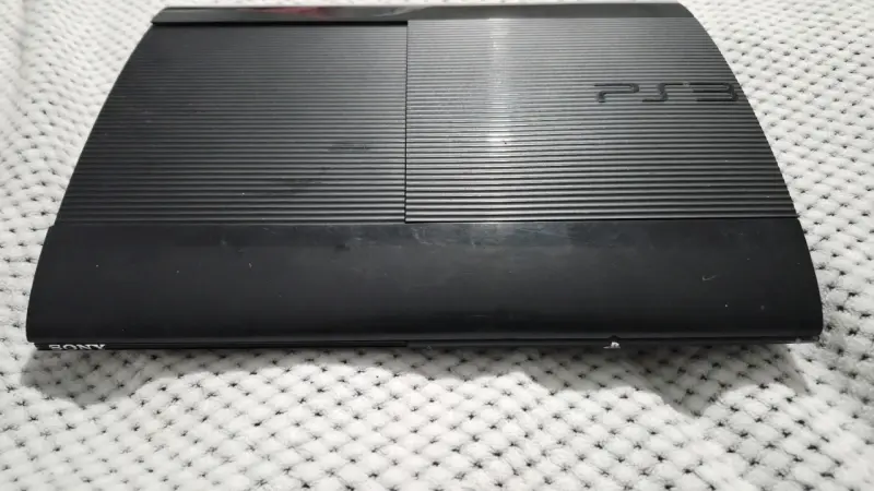 Consola PS3 Slim negra en buen estado - 3
