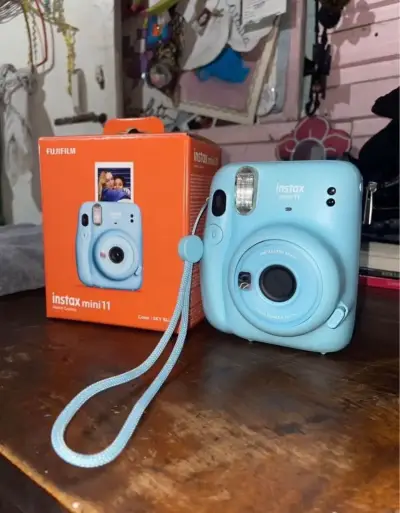 Cámara instantánea Fujifilm Instax Mini 11 azul - miniatura 1