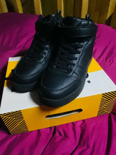 Zapatillas negras - miniatura 1