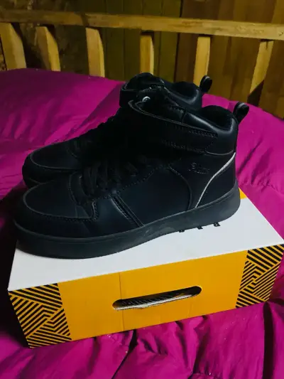 Zapatillas negras - miniatura 2