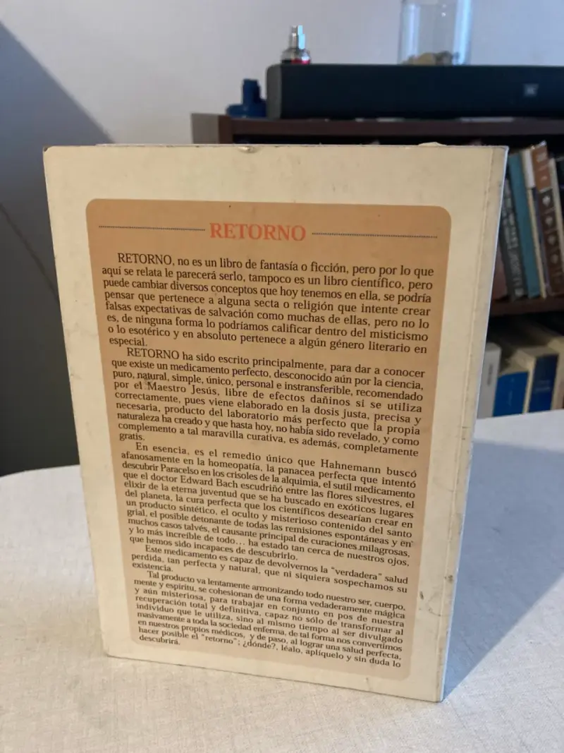 Libro 'Retorno' de Hugo Fuchslocher Salgado - 2