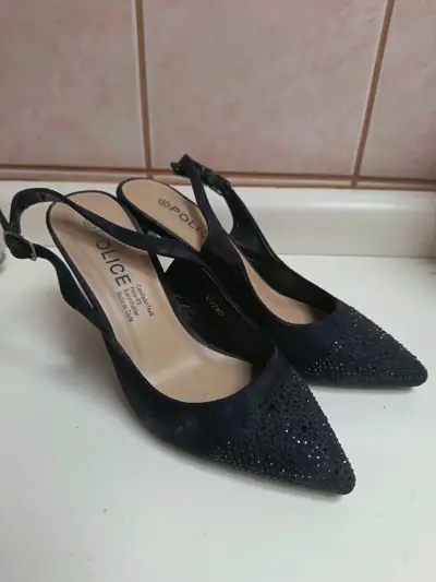 Tacones negros Police con detalles brillantes - miniatura 1