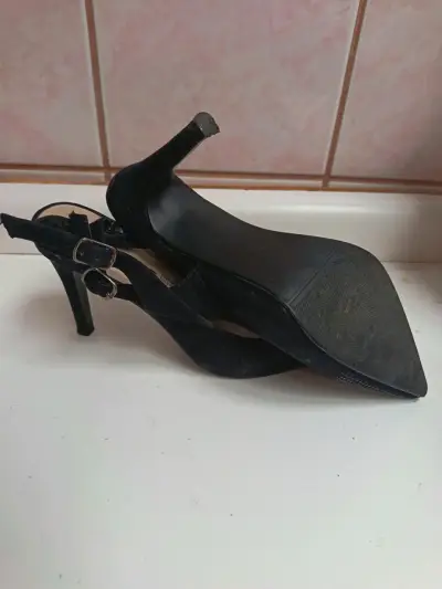 Tacones negros Police con detalles brillantes - miniatura 2