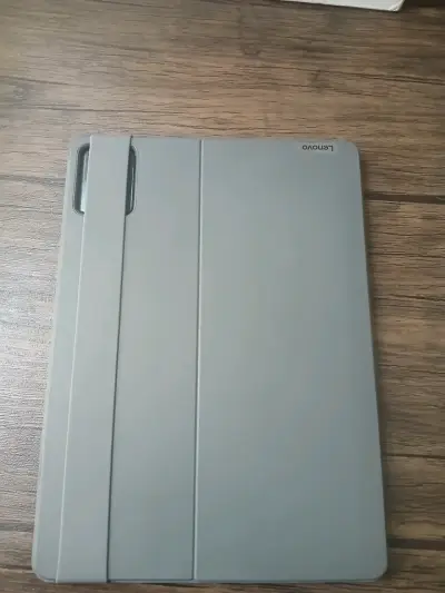 Tablet Lenovo Tab M11 con caja original - miniatura 4