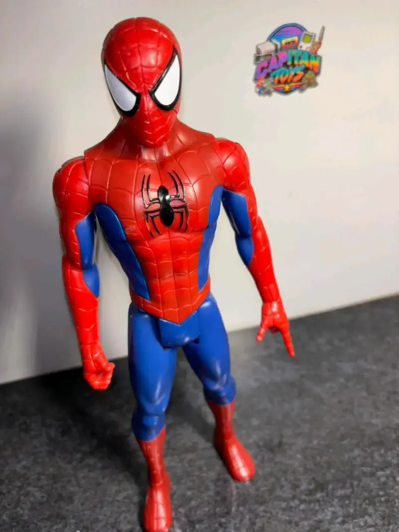 Figura de acción Spider-Man Hasbro 33 cm - 2