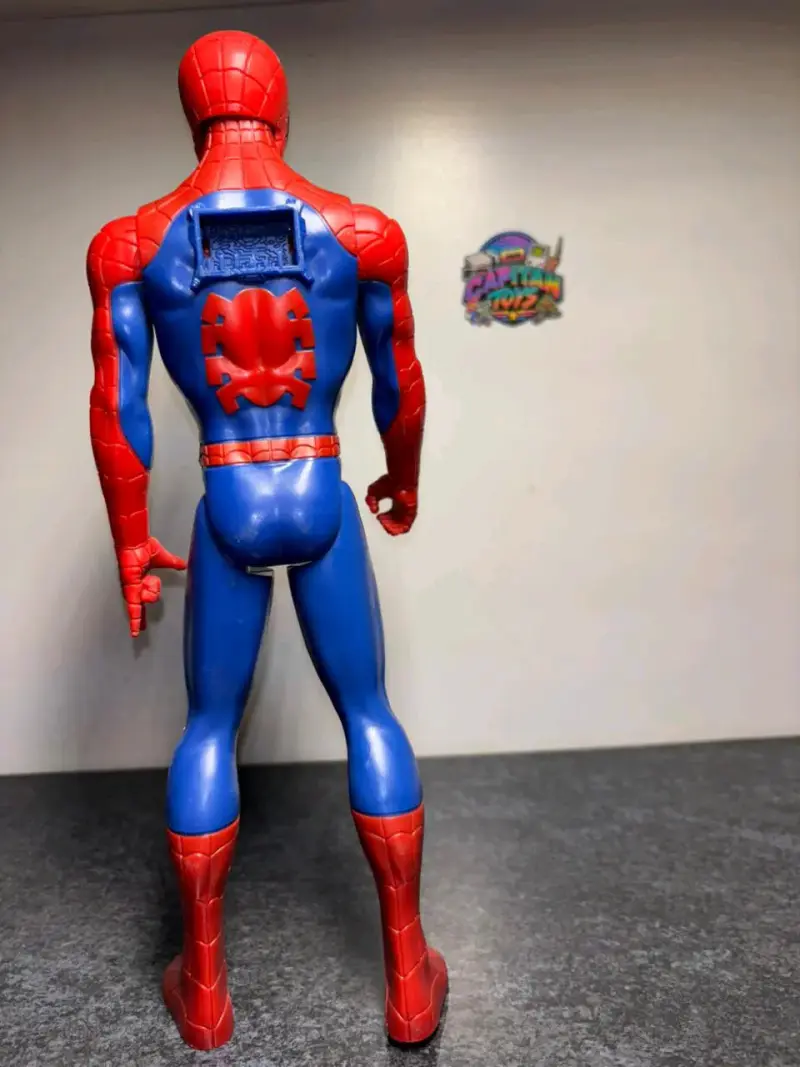 Figura de acción Spider-Man Hasbro 33 cm - 4