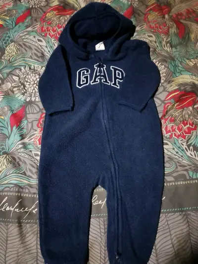 Polerón de lana con capucha GAP negro - miniatura 3
