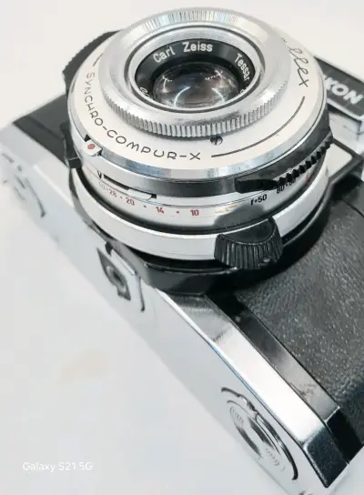 Cámara Zeiss Ikon Contaflex - miniatura 2
