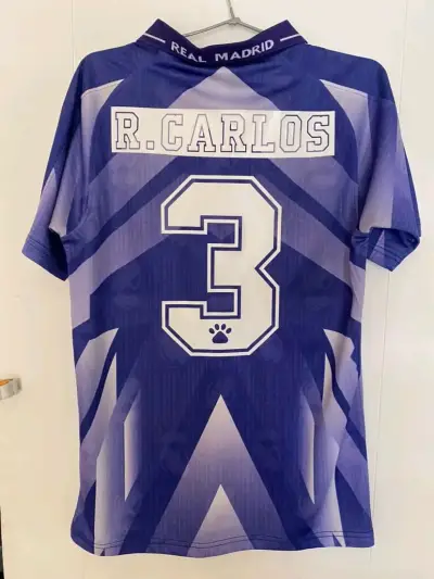 Roberto Carlos Camiseta original real madrid - miniatura 1