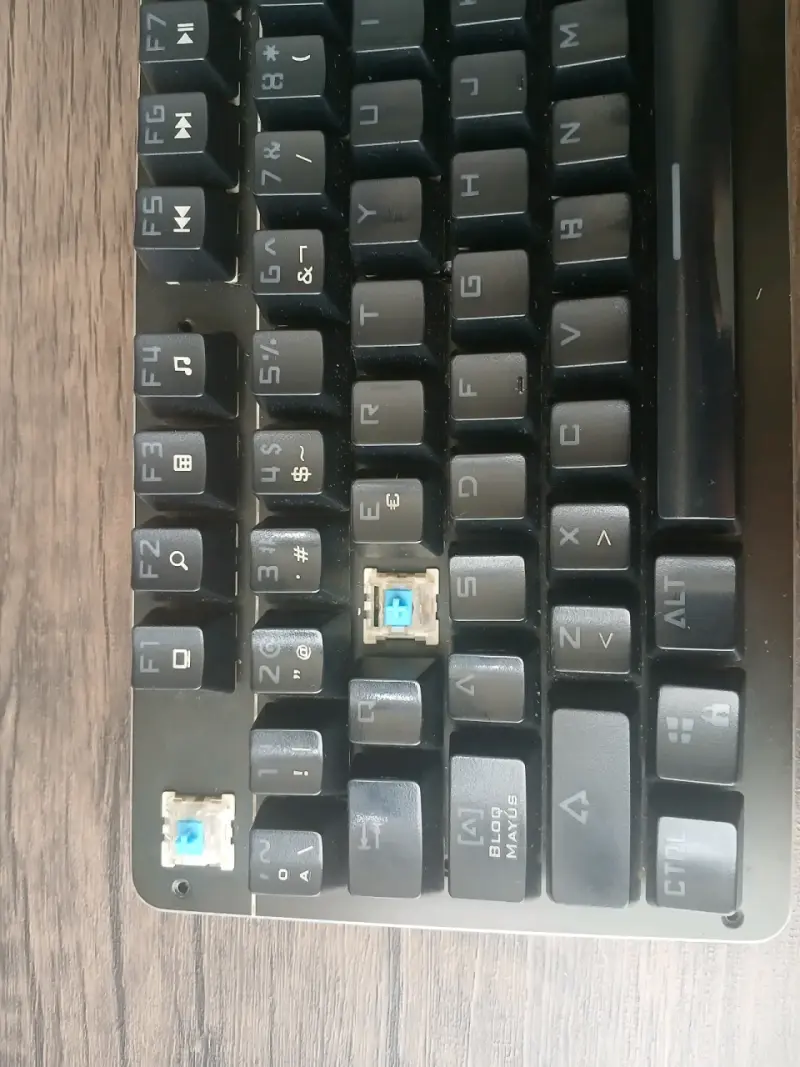 Teclado mecánico Datacom retroiluminado RGB - 5