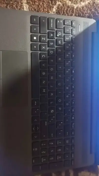Notebook HP 250 G9 Intel i7 16GB RAM - miniatura 3
