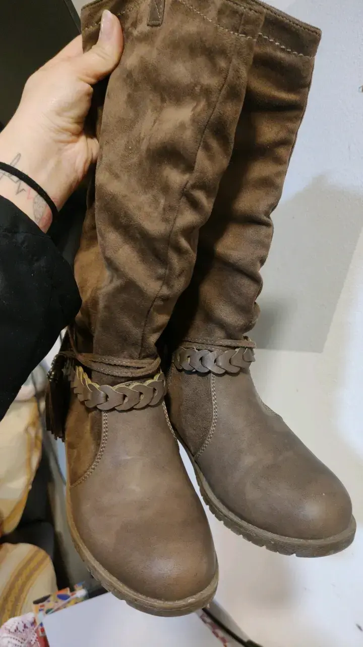 Botas de gamuza marrón con flecos N35 - 3
