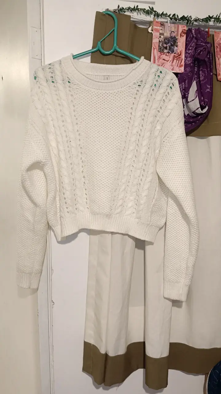 Suéter blanco de punto trenzado para mujer - 1