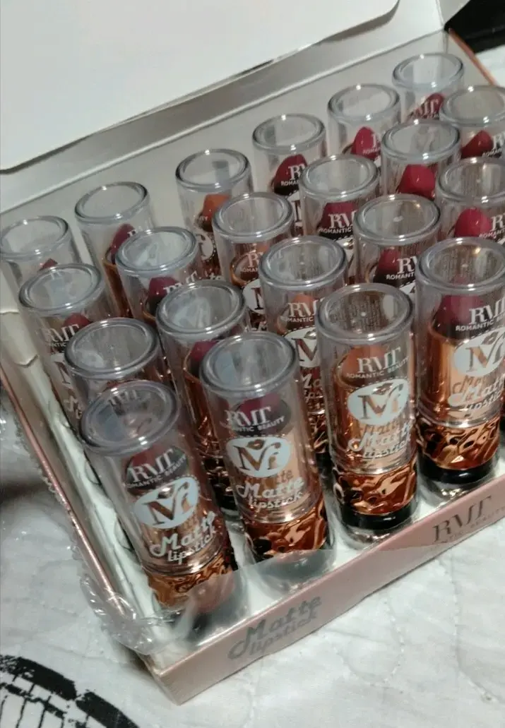 Set de labiales mate RVL Romantic Beauty
