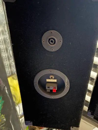 Parlantes ASC con trípodes ajustables - miniatura 3