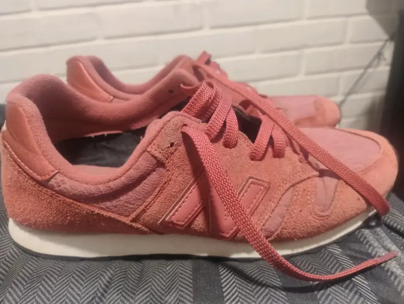 Zapatillas New Balance rosadas para mujer - 4