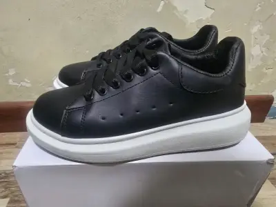 Zapatillas negras - miniatura 4