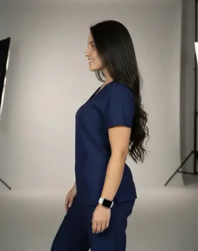Polera Clínica Dama Azul Marino Marca Elle - miniatura 5