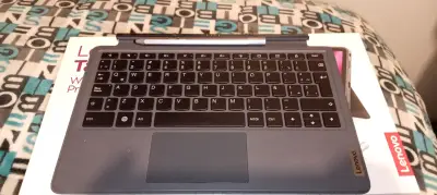 Lenovo Tab P11 teclado y lápiz con extensor usb - miniatura 6