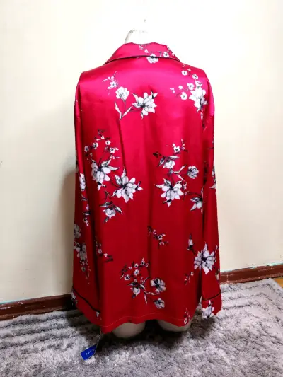Pijama  NUEVO CON ETIQUETA - miniatura 5