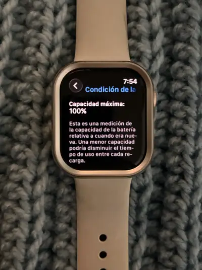 Apple Watch con correas y cargador - miniatura 4