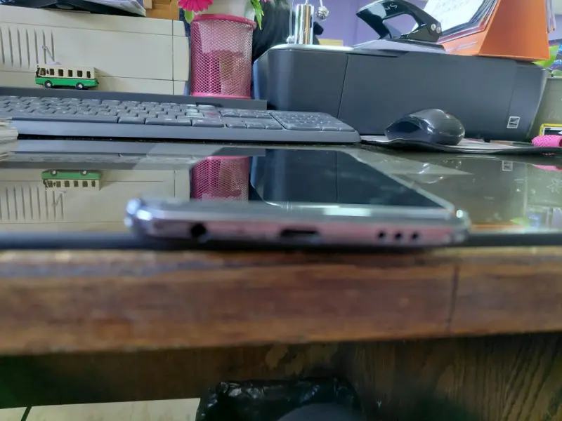 Smartphone Android con pantalla grande - 2