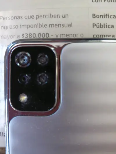 Smartphone Android con pantalla grande - miniatura 5