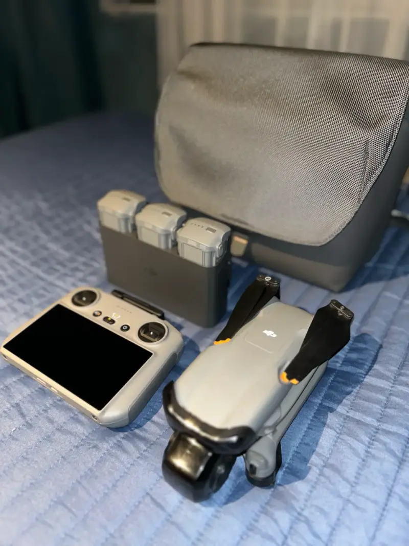 DJI Air 3 Fly More Combo RC 2 - 1