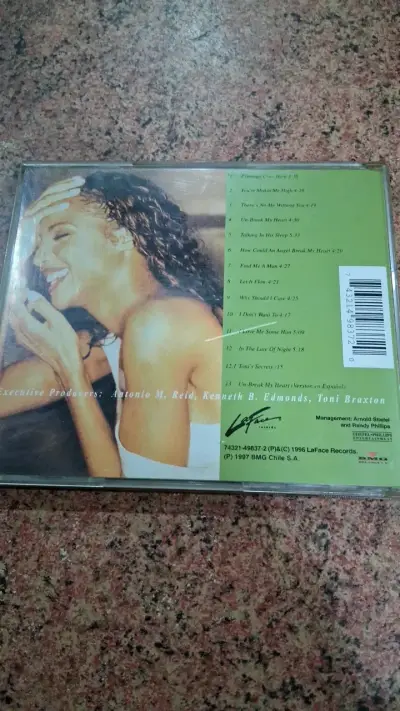 CD Toni Braxton Secrets original - miniatura 3