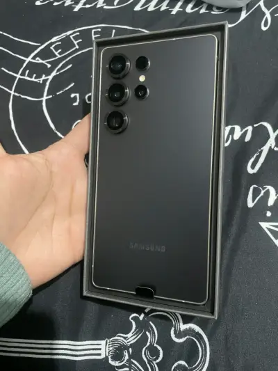 Samsung Galaxy S25 Ultra 1 mes de uso - miniatura 2